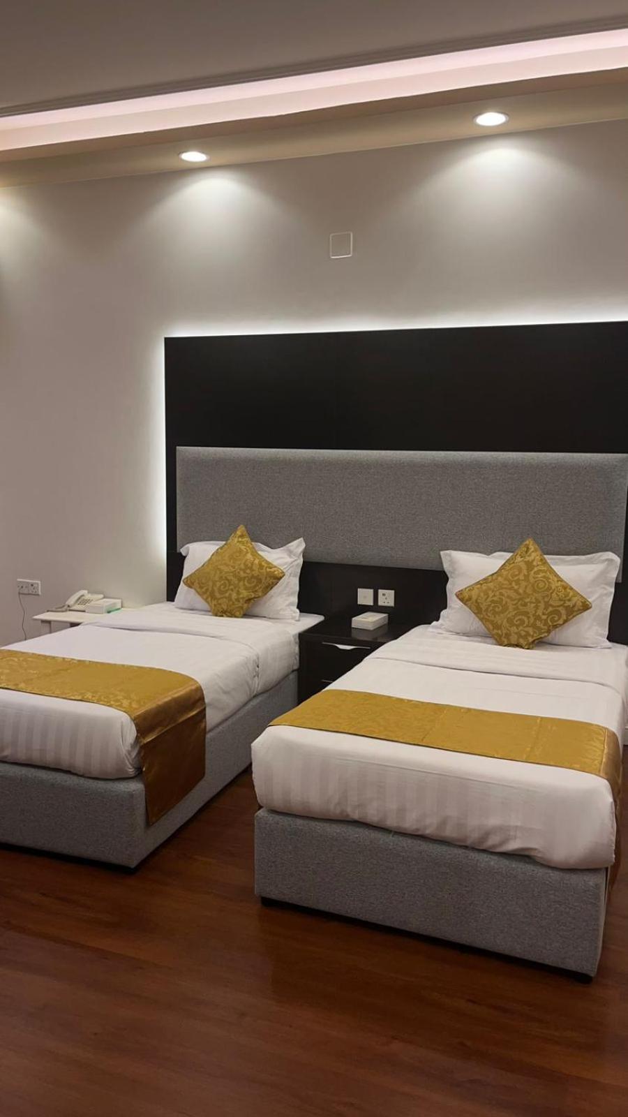 فندق ادوماتو Adomato Hotel Dawmat al-Jandal 외부 사진